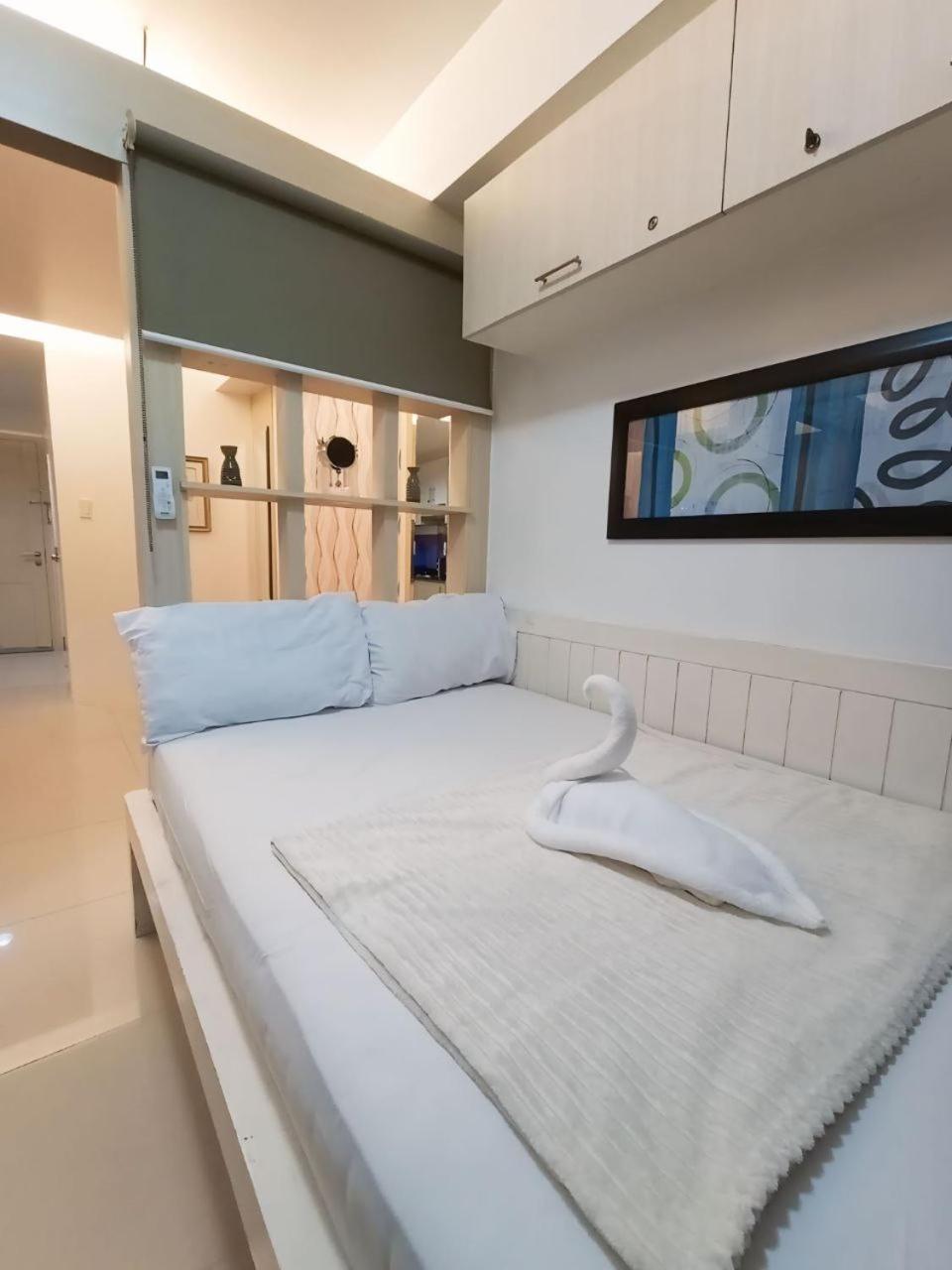 Sea Residences Moa Pasay City - Myra Condotel Exterior photo